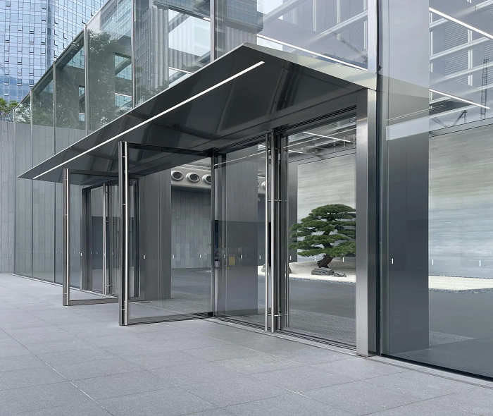 Read more about the article About Tinted Glass